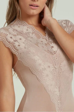 BODY ENCAJE M/CORTA (439) - comprar online