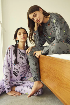 PIJAMA M/LARGA Y BABUCHA BE HEROES SPUN C/LYCRA (657-24)