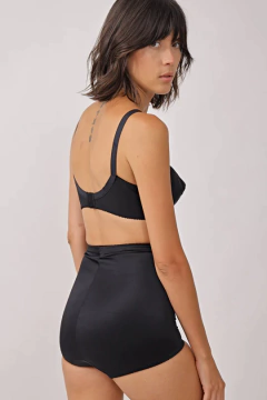 TRUSA SATEN Y LYCRA (942E)