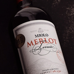 Imagem do Vinho Miolo Merlot Terroir Tinto Vale dos Vinhedos DO 750ml