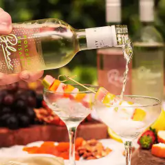 Vinho Almadén Frisante Moscatel Blanc Suave Branco 750ml - loja online