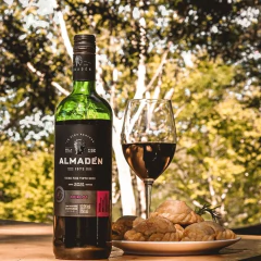 Imagem do Vinho Almadén Merlot Tinto Seco Vale dos Vinhedos 750ml