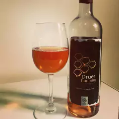 Hidromel Skadi Druer Honning com Uvas Niágara Seco 750ml - comprar online