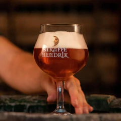 Cerveja Straffe Hendrik Tripel Bélgica Clara - Garrafa 750ml na internet