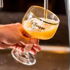 Cerveja La Trappe Holandesa Trapista Estilos Long Neck 330ml - Newness Bebidas