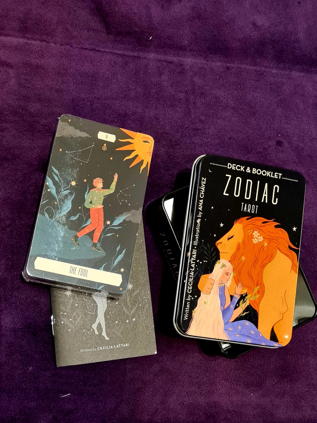 Exclusivo Zodiac Tarot - Latita Aluminio Importado - Cecilia Lattari Us Games Systems