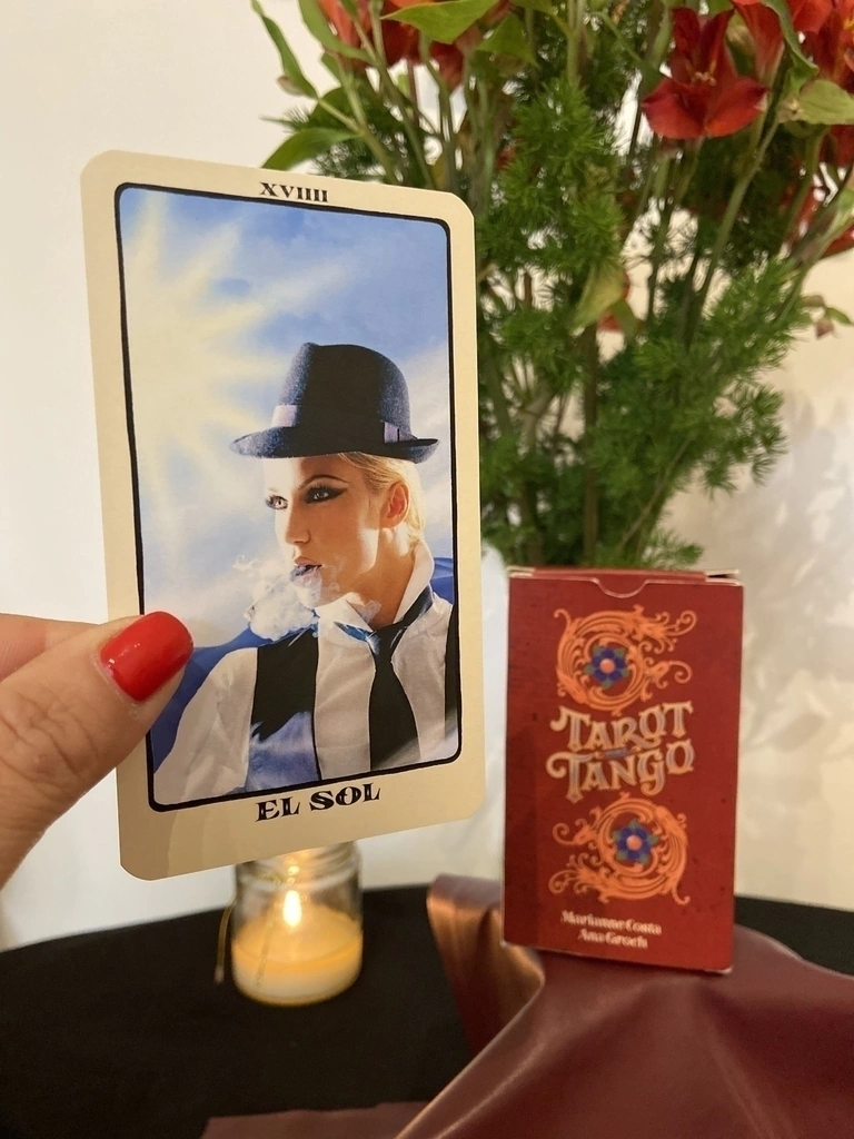 Tarot del Tango by Marianne Costa y Ana Groch