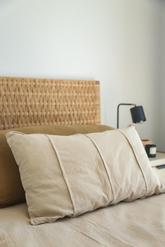 Almohadón Pliegues Rectangular - comprar online