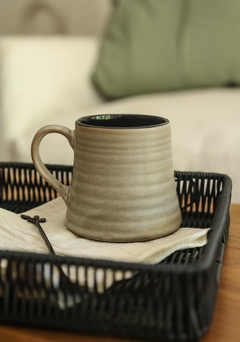 Taza Pirámide