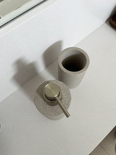 Dispenser Maya - Eunoia.Estudio