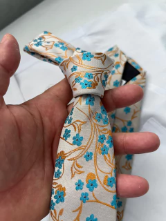 Gravata Floral Semi Slim - 1200 Fios - comprar online