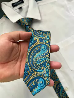 Gravata Slim Kashmir Azul Choque - 2400 fios na internet