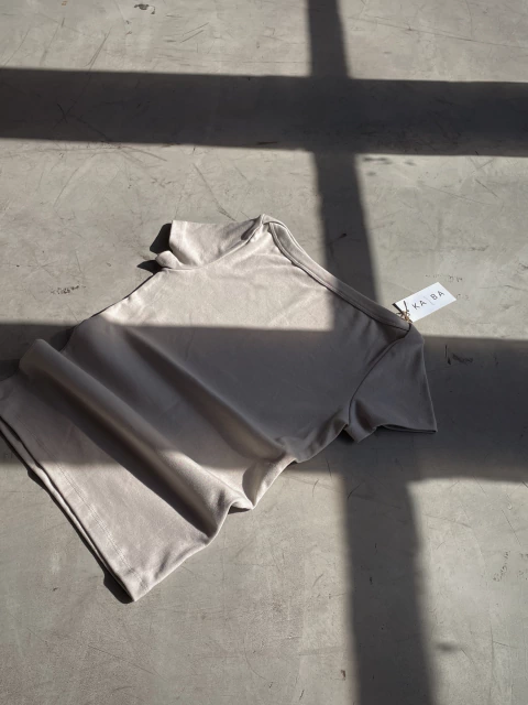 Remera Sabbia arena - comprar online