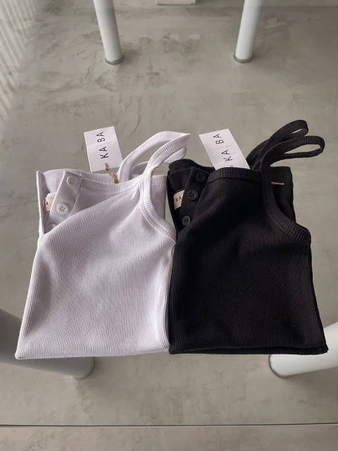 Musculosa Lunea X2 || blanca y negra