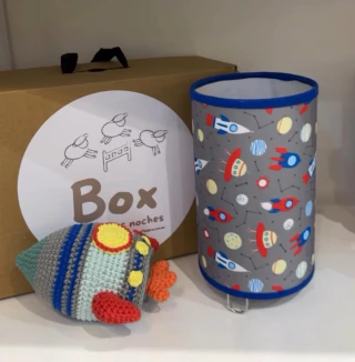 BOX BUENAS NOCHES ESPACIO + COHETE