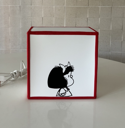 APLIQUE PARED MAFALDA