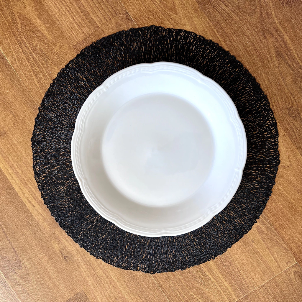 Plato de sitio Bari negro