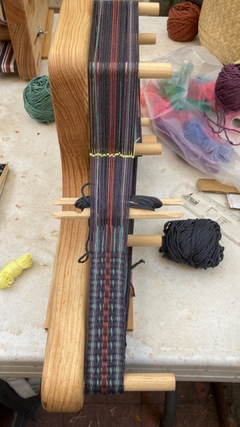 Inkle Loom - Taller de Tejido de Cintas - Taller Textil Dos Coyotes