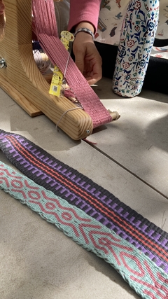 Inkle Loom - Taller de Tejido de Cintas - Taller Textil Dos Coyotes