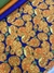 Tricoline estampada HALLOWEEN - Abóboras acesas - Fundo AZUL - 0,50m X 1,50m - comprar online