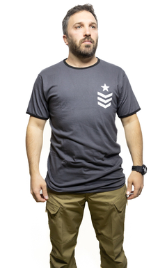 Remera Moscow God is My Shotgun Gris - comprar online