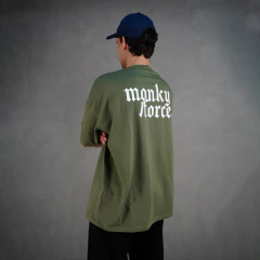 Over Gym Shirt en internet