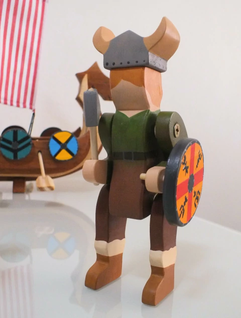 Viking articulado com acessórios - comprar online