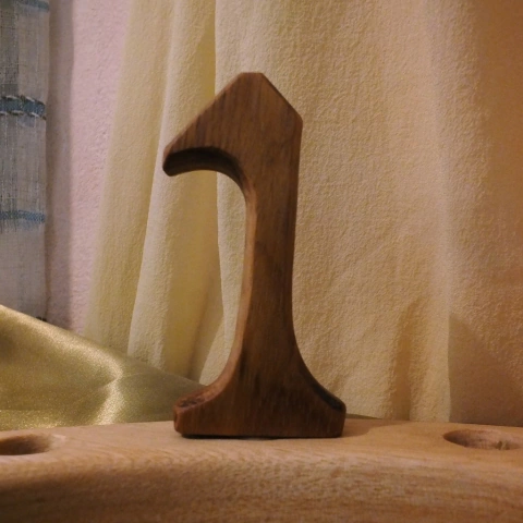 Número 1 para anel de aniversário (cru)