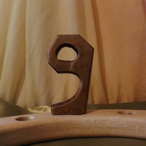 Número 9 para anel de aniversário (cru)