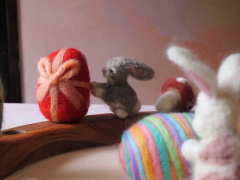 Coelhinho de feltragem - Brincando em Família Ateliê