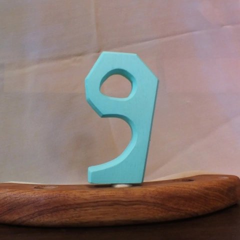Número 9 para anel de aniversário (pintado)