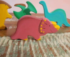 Kit Dinossauros (6 peças) na internet