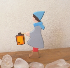 Menina da lanterna