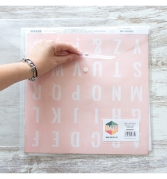 Sobre de plástico con cierre de velcro transparente para papeles 12" x 12" Kimidori Colors