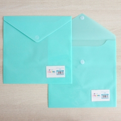Sobre de plástico con cierre de velcro Mint para papeles 12X12" Kimidori Colors