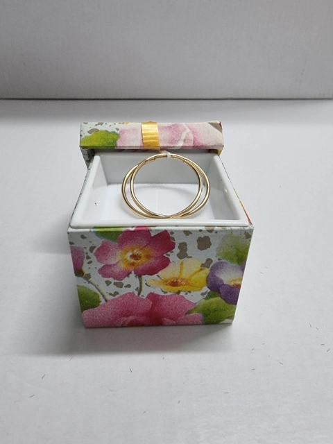 Aros cubanos oro 18Ktl 5to tamaño Liso