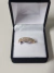 Anillo oro 18klts medio sin fin con cubic peso 2 gramos - Joyería Oro Rubí