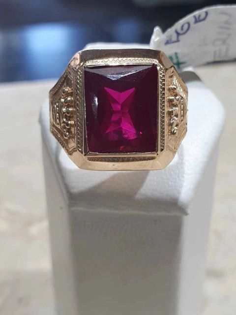 Anillo Oro 18 Kts Sello Cuadrado Corona Piedra Cubic ROJA