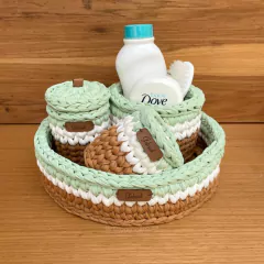 Kit Higiene Bebê em Crochê com Nome | 4 Peças