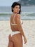 Biquíni Conjunto Julia Off White Treliça - Top Cortininha Fixa com Bojo Removível e Calcinha Asa Delta Fio Duplo (Empina Bumbum) na internet