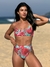 Biquíni Conjunto Malibu Folhas Vermelha - Top com Alças Fixas e Bojo Removível e Calcinha Cintura Alta (Hot Pants) - comprar online