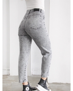 Jean mom Logan gastado Grey - Amapola