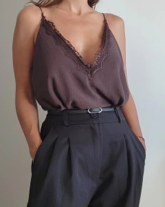 Musculosa Lara encaje escote V - tienda online