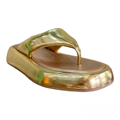 FLAT PAPETE THONG COURO METALIZADO DOURADO CARRANO 470018C - comprar online