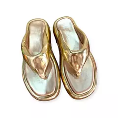FLAT PAPETE THONG COURO METALIZADO DOURADO CARRANO 470018C - loja online