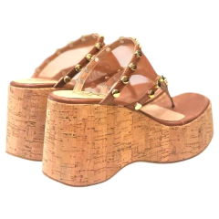 TAMANCO FEMININO PLATAFORMA ALTURA ALTA TELA CARAMELO UPDN 5648700 - Pista Livre | Calçados Femininos, Bolsas e Acessórios