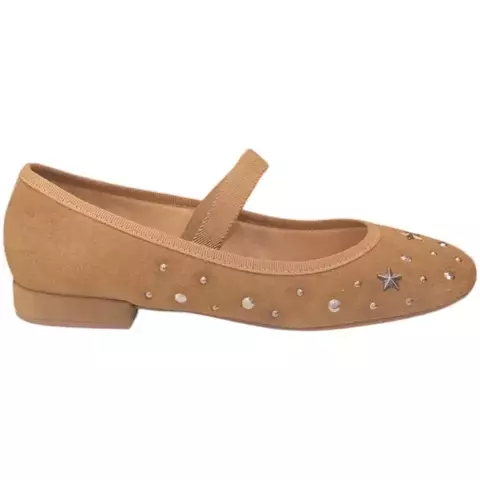 Sapatilha feminina nobuck marrom estilo Mary Jane com tira no peito do pé e detalhes de estrelas e pedrarias - charmosa, confortável e perfeita para looks delicados - Ferrucci
