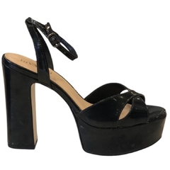 SANDÁLIA FEMININA SALTO ALTO GROSSO VERNIZ PRETO DIVALESI 11713566