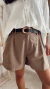 Short Brunela en internet