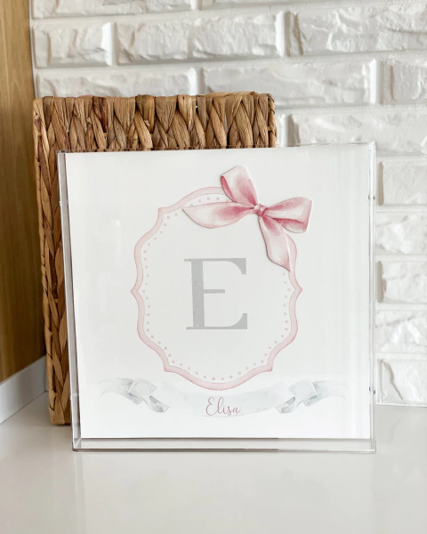 Quadro Maternidade Acrílico Elisa (Monograma Impresso)